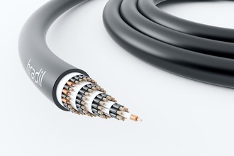 A world première: Four-layer 500 volt drag chain cable with ... Image 1